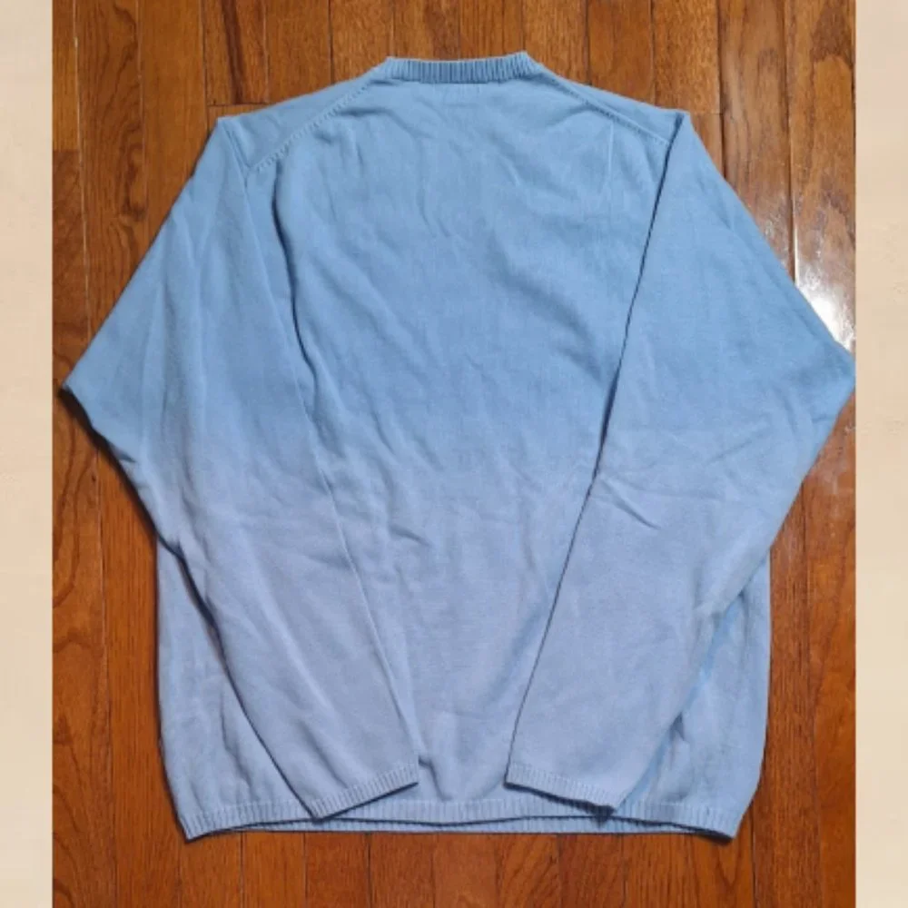 Izod Blue Soft Sweater Pullover Medium VNeck Knit Cotton Length 26
